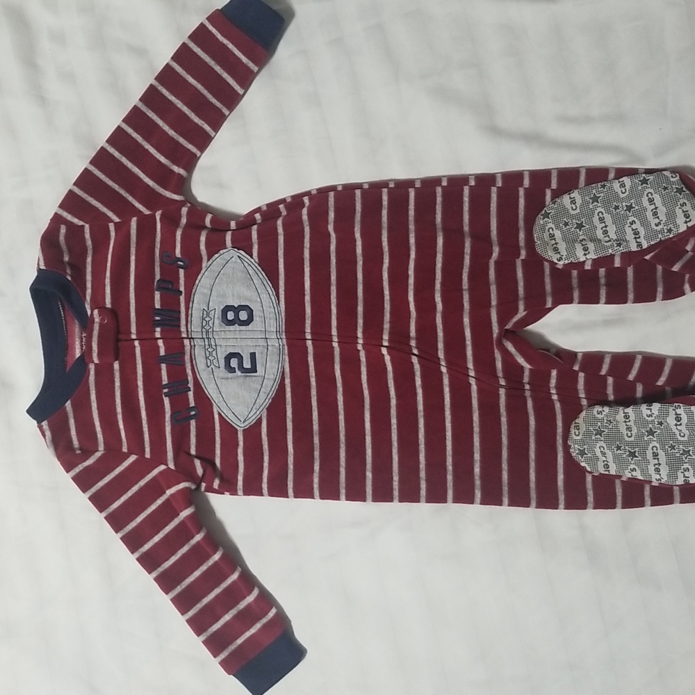 Toddler boys sleeper with feet